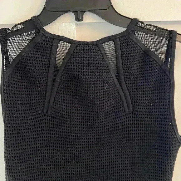 Yigal Azrouel waffle Fit and Flare mesh dress Medium - Picture 6 of 7